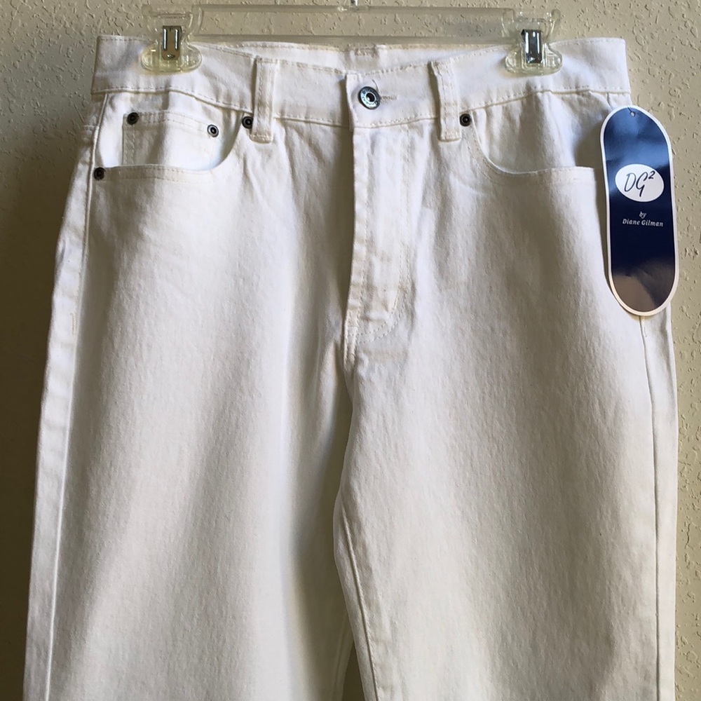 Women’s Casual White Stretch Boot Cut Jeans (NWT)